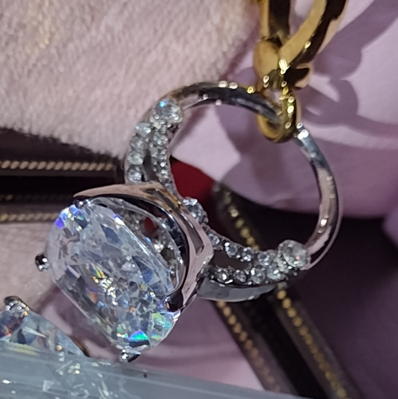 JC Engagement Couture Style! Yes we Courrierd 1 to Regis Hotel NYC, NWT - Picture 11 of 13